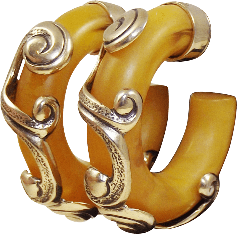 Elegant Curves Jewelry Collection PNG