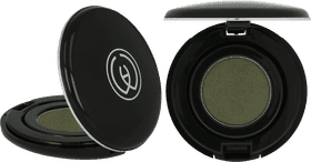 Elegant Earthy Eye Shadow for Natural Glam PNG