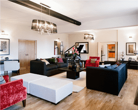 Elegant Hospital Room with Modern Comforts PNG