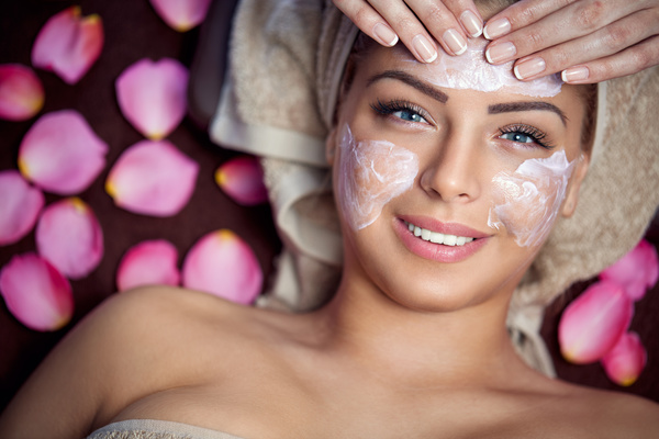Apply a mask to do the skin care woman Stock Photo 03