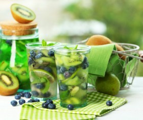 Blueberry lemon mixed with fresh juice HD picture