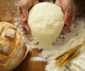 Bread on T and table and kneaded bread HD picture 01