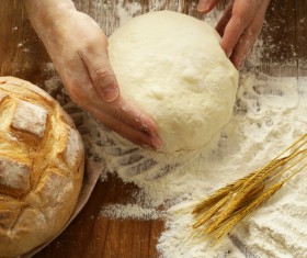 Bread on T and table and kneaded bread HD picture 04