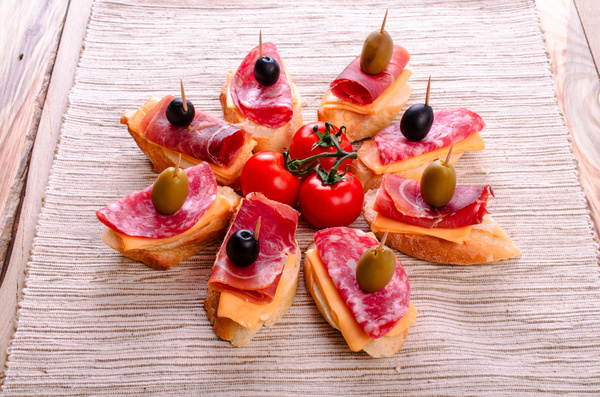 Canape with tomatoes