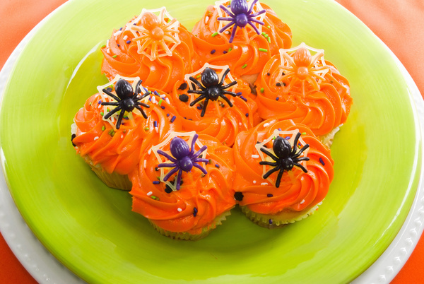 Orange spider cupcake for Halloween HD picture