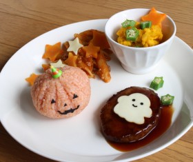 Pumpkin Rice Ball Jack O Lanterns for Halloween party