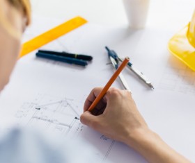 The drawing engineer revises the drawing HD picture