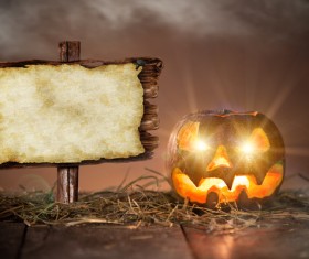 The pumpkin on the table lamp with wooden plaque