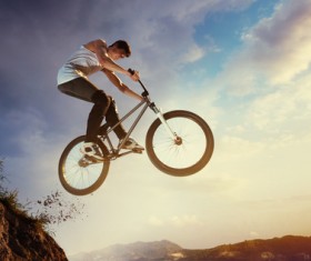 Challenging cycling HD picture