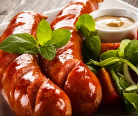 Grilled sausages and vegetables HD picture 06