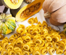 Italian wonton with desktop pumpkin HD picture