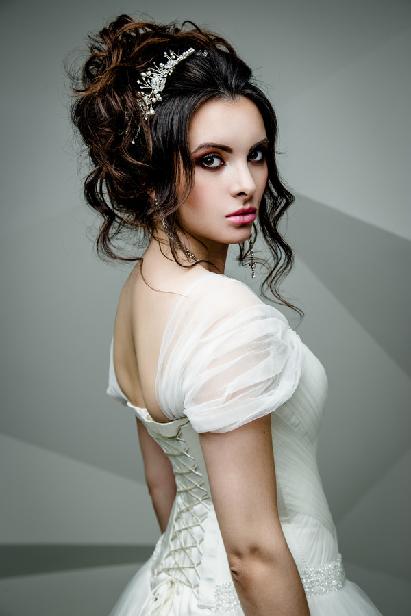 Portrait of gorgeous bride in luxury wedding dress Stock Photo 22