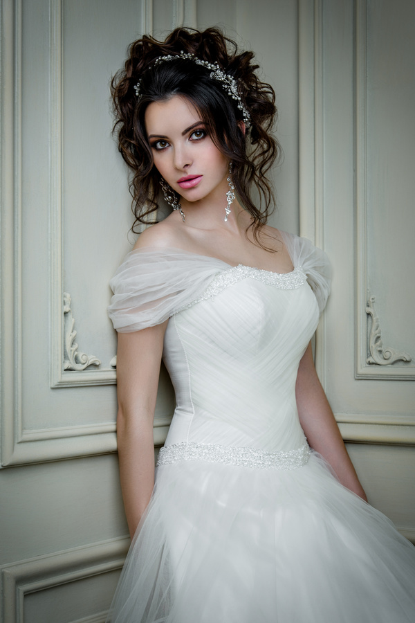 Portrait of gorgeous bride in luxury wedding dress Stock Photo 39
