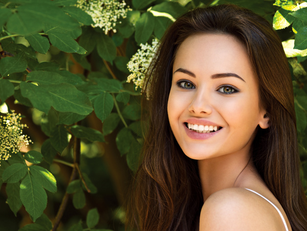 Smiling Beautiful Woman HD picture