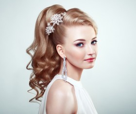 Wearing jewelry beautiful young female fashion HD picture 11