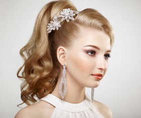 Wearing jewelry beautiful young female fashion HD picture 13