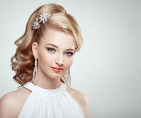 Wearing jewelry beautiful young female fashion HD picture 14