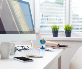 Working table with computer HD picture 12