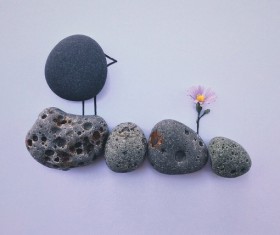 Creative stone sticker picture