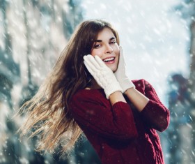 Happy smiling girl in winter HD picture