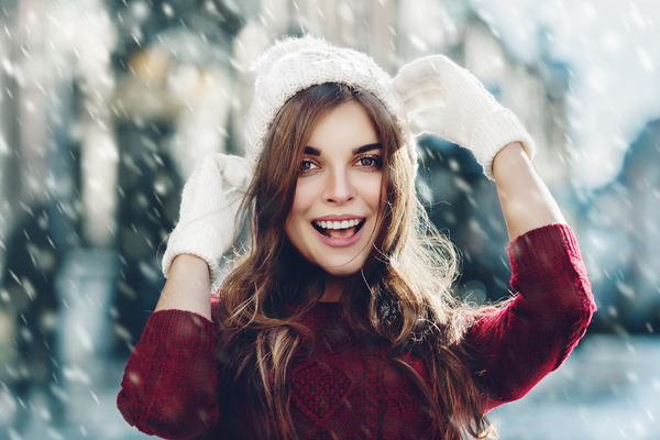 Winter Happy smiling girl outside HD picture