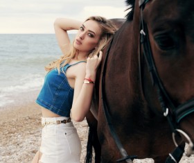Beach beauty and horse HD picture 06