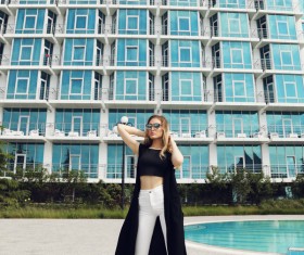 Building before the fashionable beauty HD picture