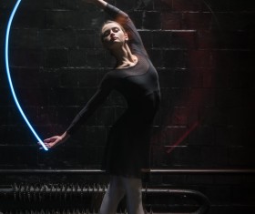 Charismatic ballet dancer HD picture 04