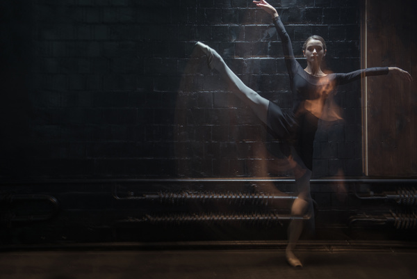 Charismatic ballet dancer HD picture 08