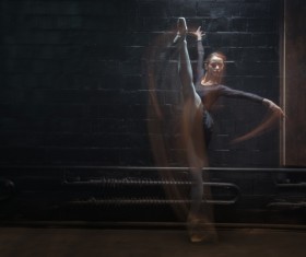 Charismatic ballet dancer HD picture 09