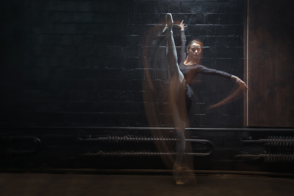 Charismatic ballet dancer HD picture 09