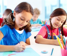 Children on picture lessons HD picture