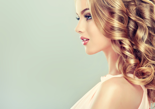 Elegant hairstyle model HD picture 04