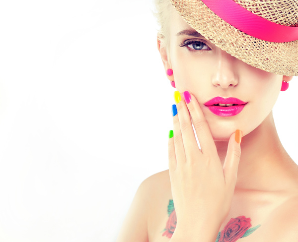 Elegant makeup and colorful nails HD picture 02