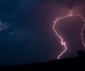 Flash of lightning HD picture 06