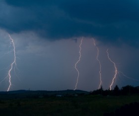 Flash of lightning HD picture 07