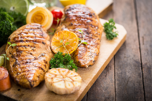 Lemon slices and grilled meat HD picture