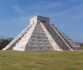 Mayan pyramids HD picture