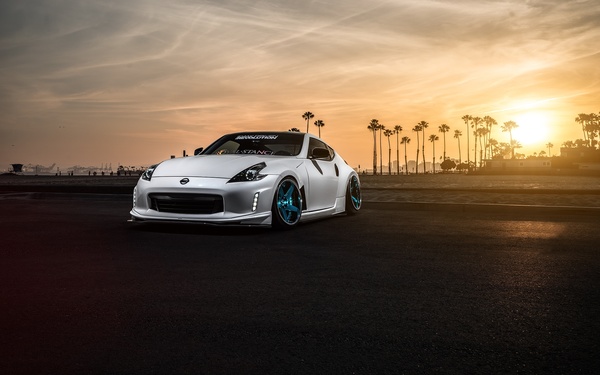 White Nissan sports car HD picture