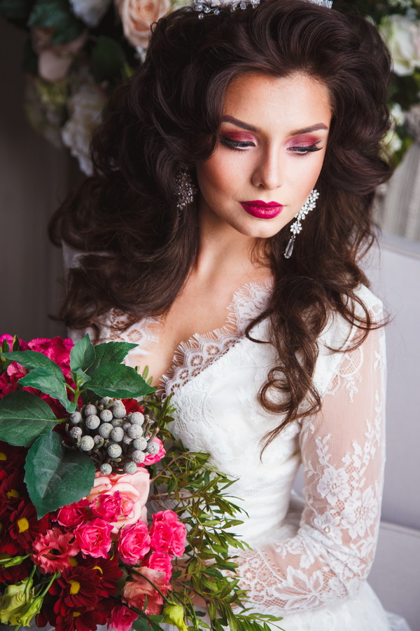 Bride's hair and make-up Stock Photo