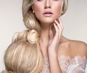 Wearing wreaths of women HD picture 03