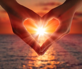 sunset in heart hands HD picture 05