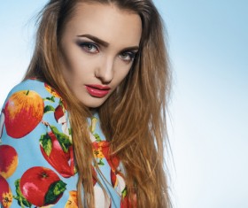 Beautiful blonde girl HD picture 12