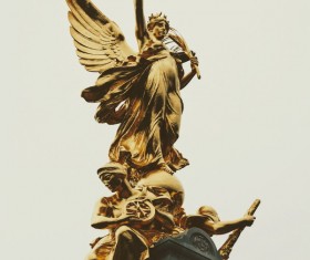 Buckingham Palace victory goddess sculpture Stock Photo