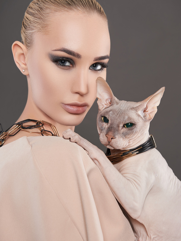Girl with cat HD picture 02