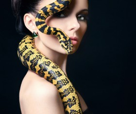 Girl with snake HD picture 06