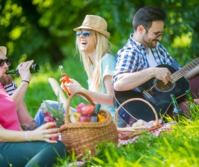 Happy young friend picnic HD picture 01