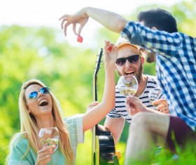 Happy young friend picnic HD picture 02