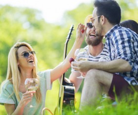 Happy young friend picnic HD picture 04