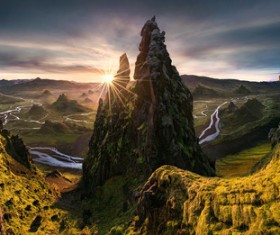 Iceland mountain spectacle HD picture
